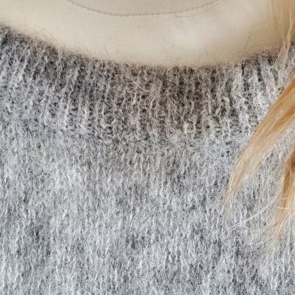 Free People Women's Angelic Pullover Gray Oversized Alpaca 87% Small - Picture 5 of 8